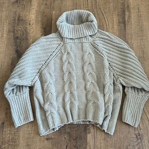 Moon & Madison light olive green cropped cowl neck sweater, size Large